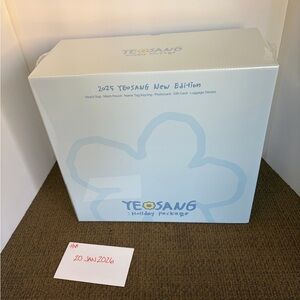 ATeez Yeosang New Edition Holiday Package 2025